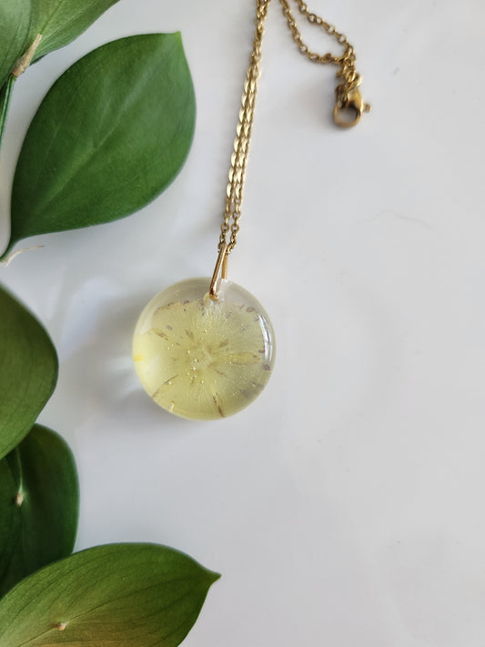 Preserved Floral Necklace - Circle Viola