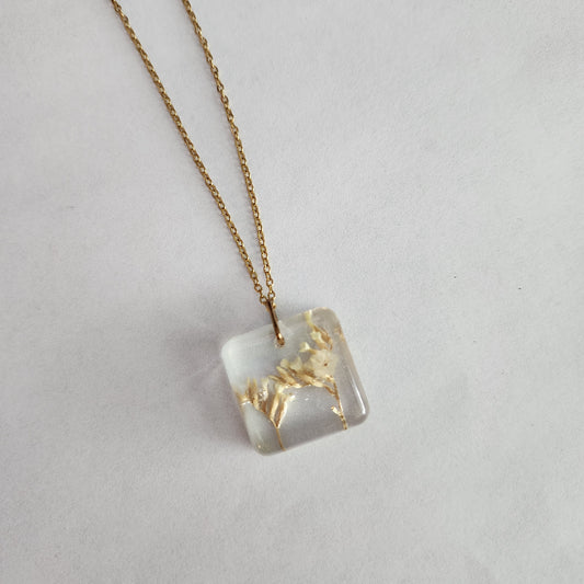 Floral Preserved Necklace - White Limonium Gold Square