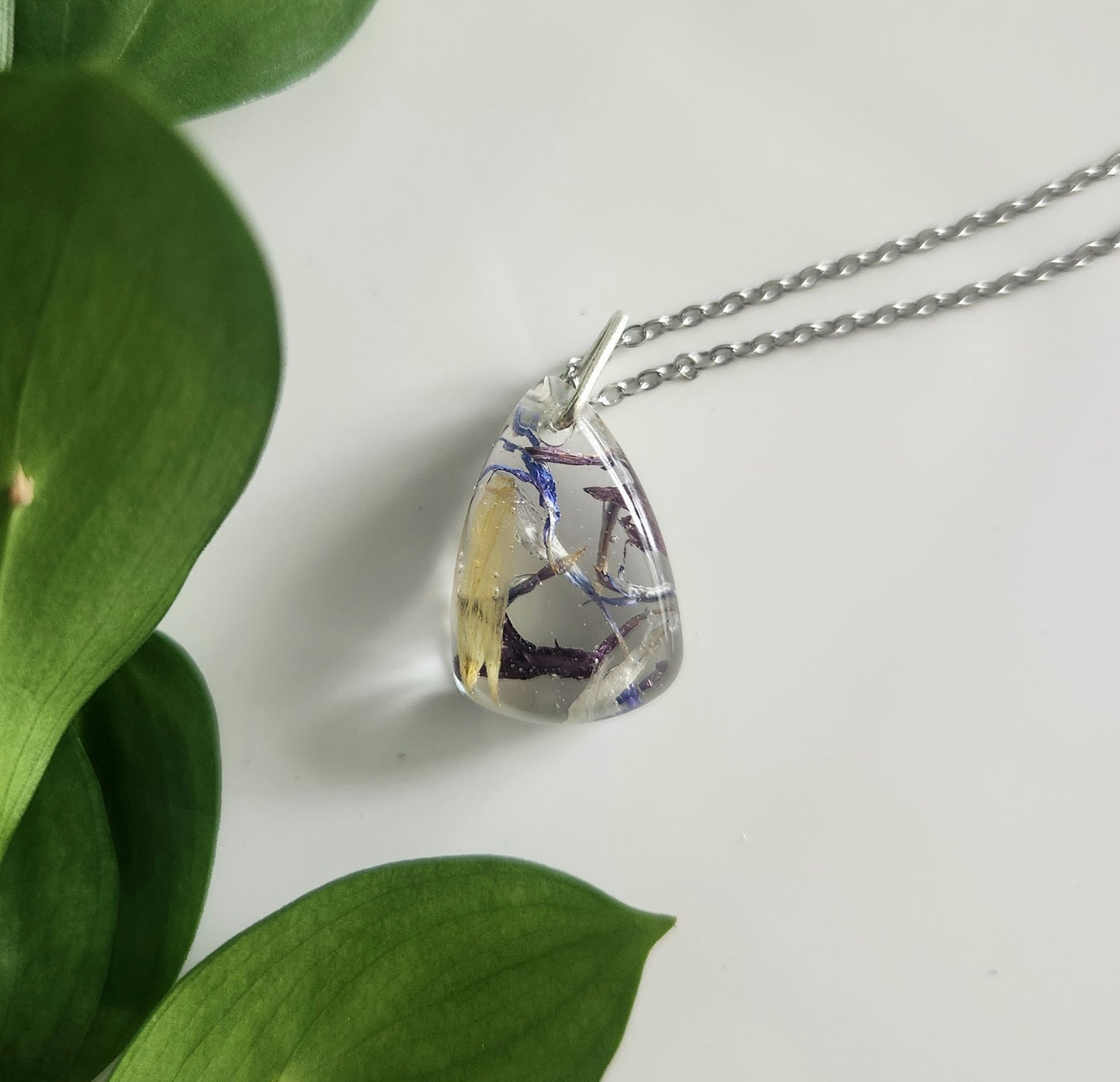 Preserved Floral Necklace - Teardrop Mix