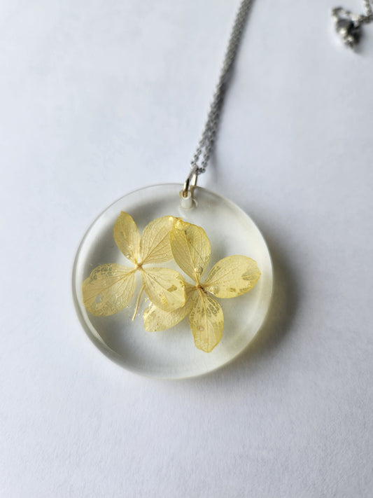 Flower Pendant Necklace