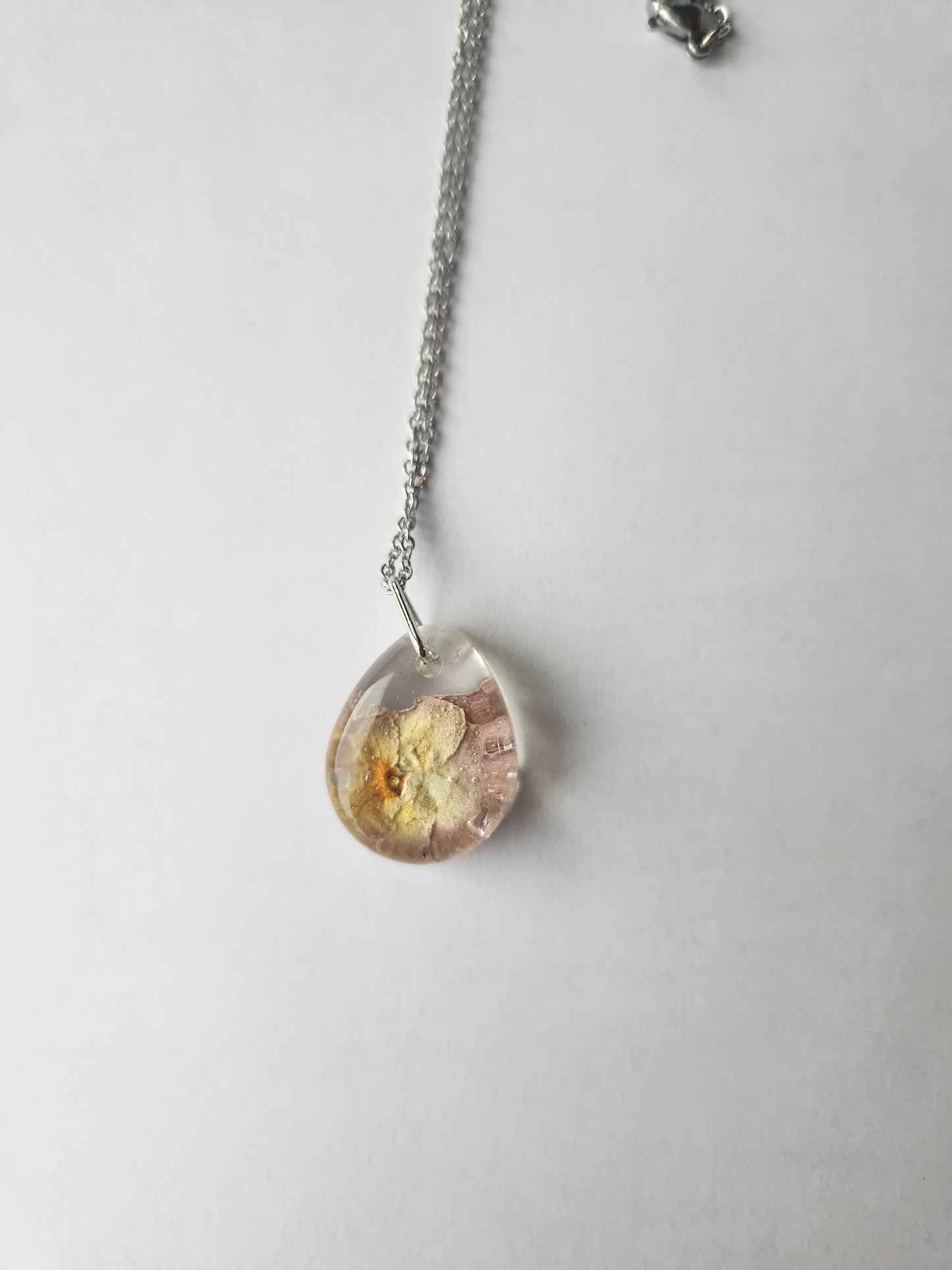 Flower Pendant Necklace