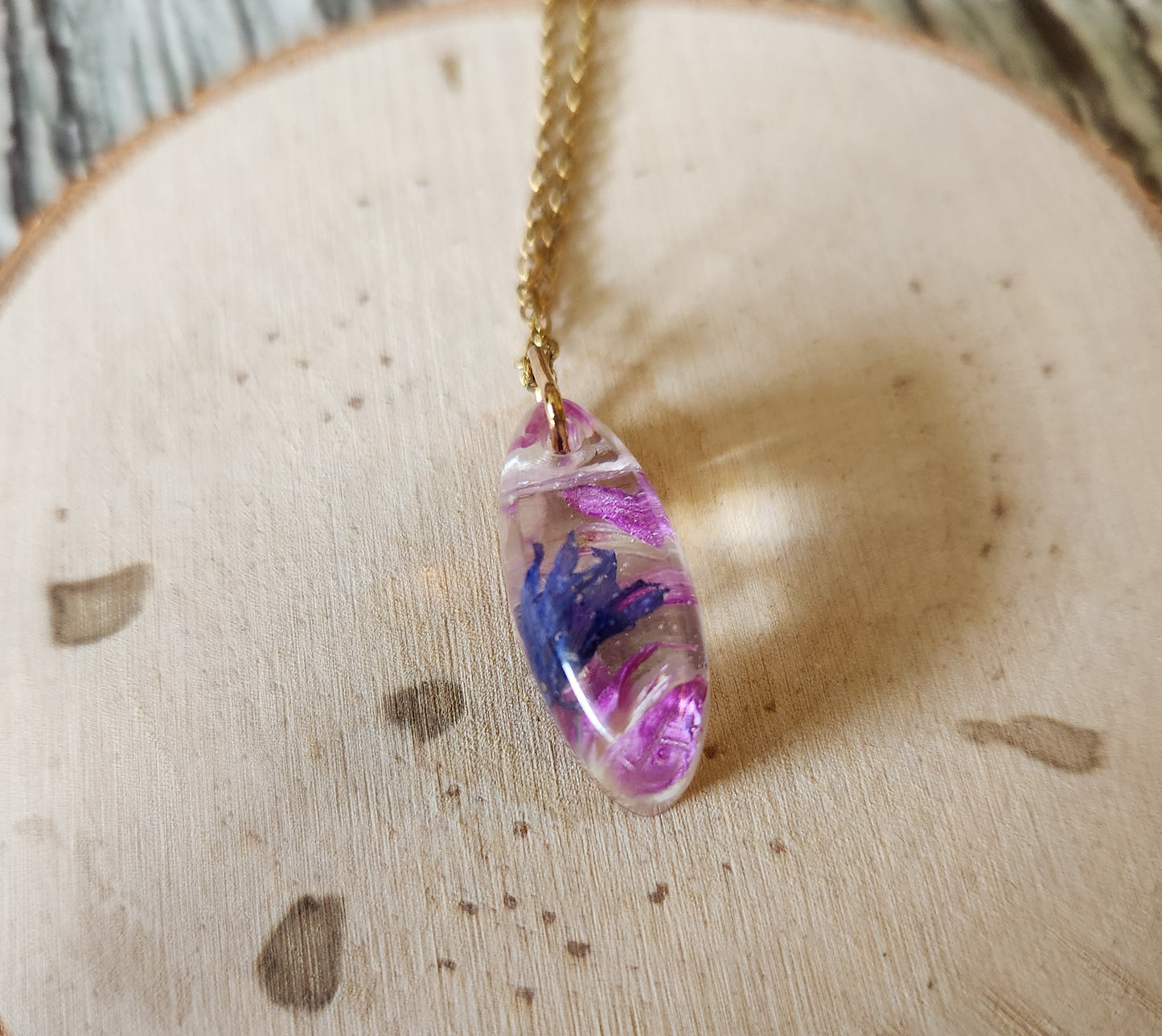 1" Oval Pendant Preserved Necklace