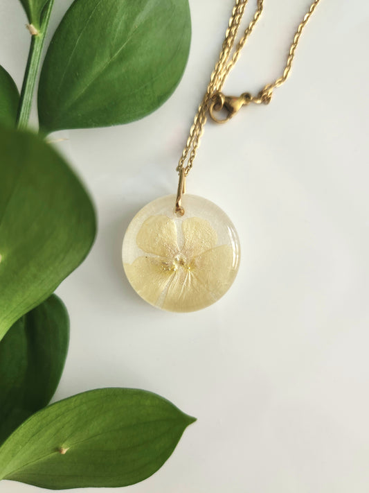 Preserved Floral Necklace - Phlox Circle
