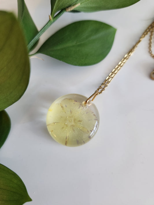 Preserved Floral Necklace - Circle Viola