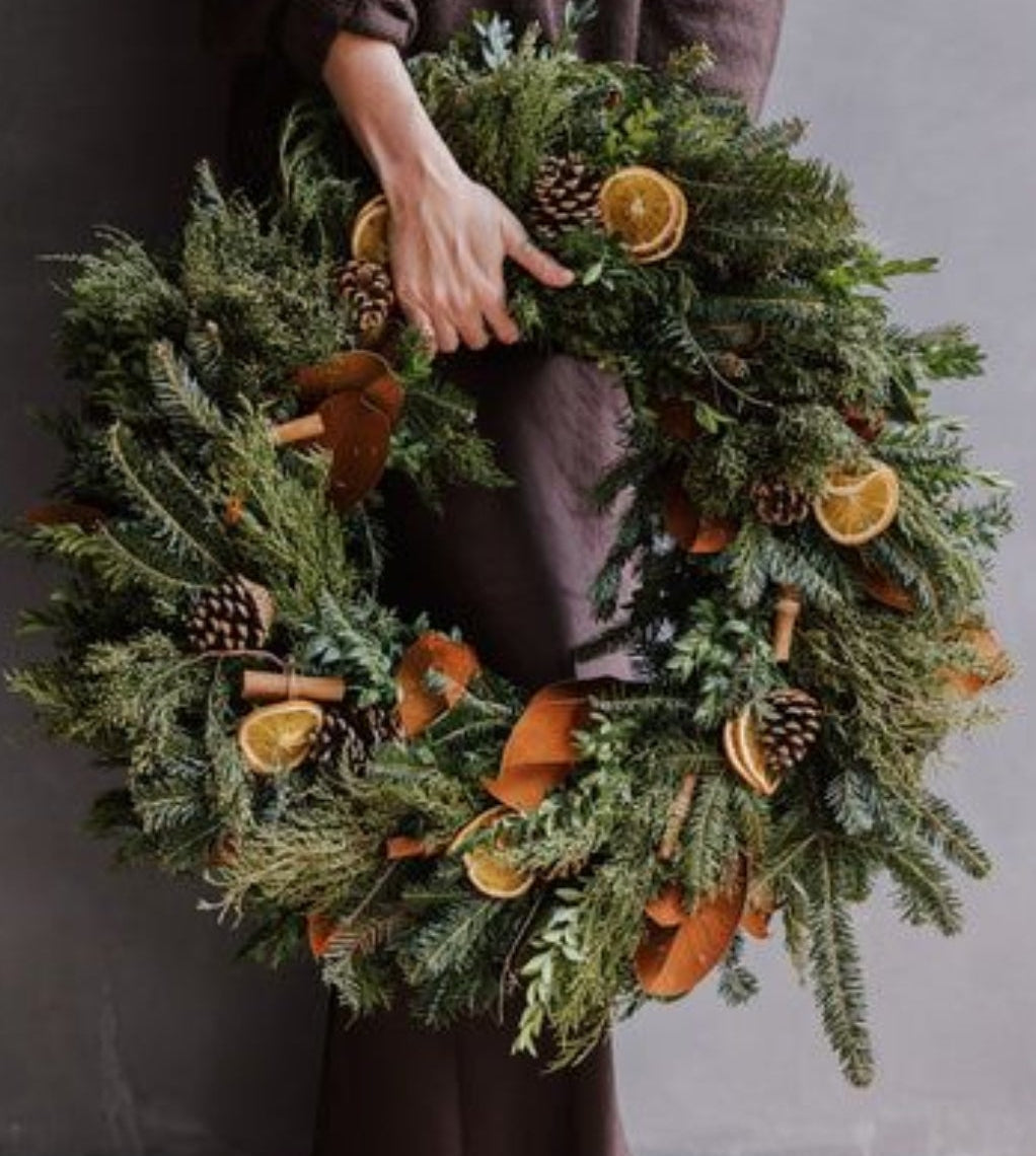 Classic Cottage Christmas Wreath (PREORDER)