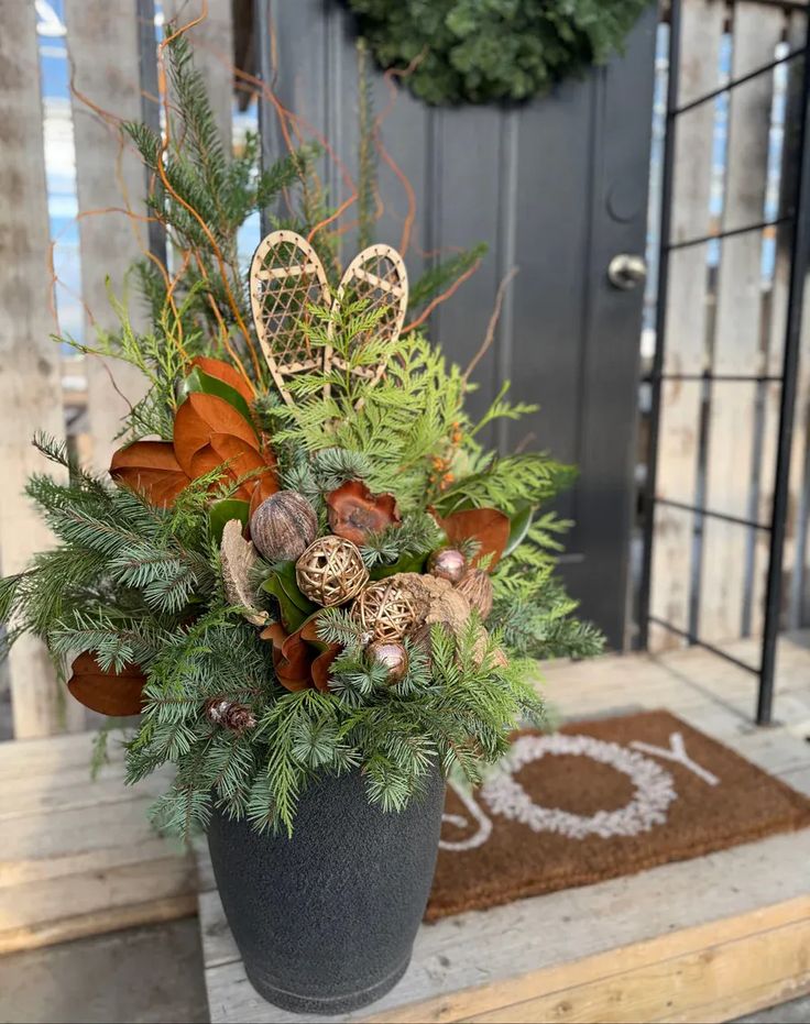 Christmas Planter Decoration and Installation Service - The Signature Christmas
