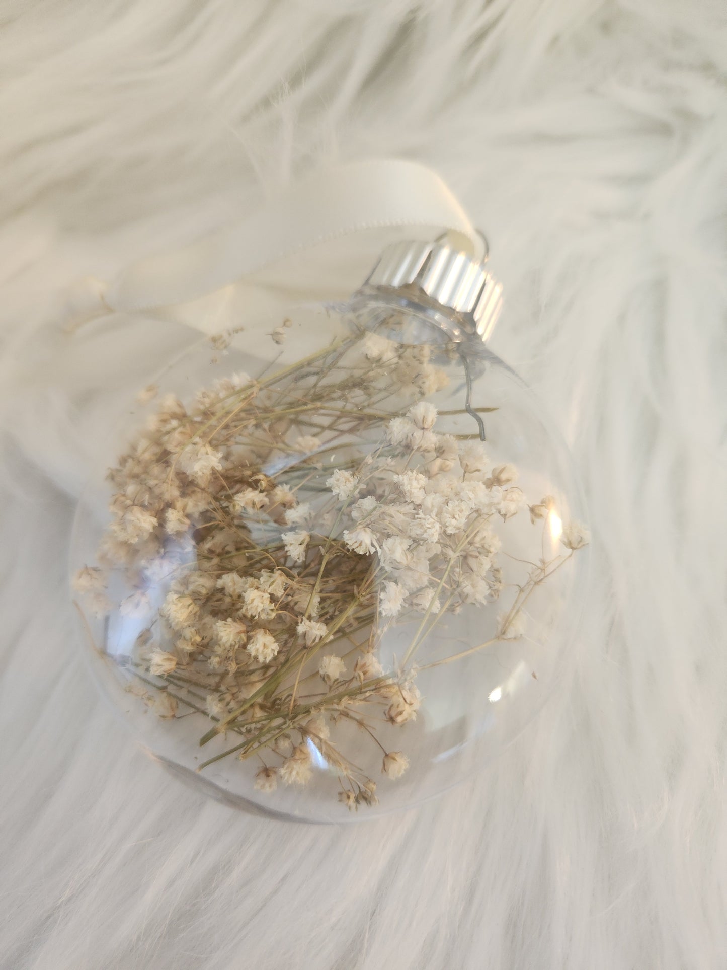 3” Plastic Christmas Ornament Flat Circle - Babies Breath