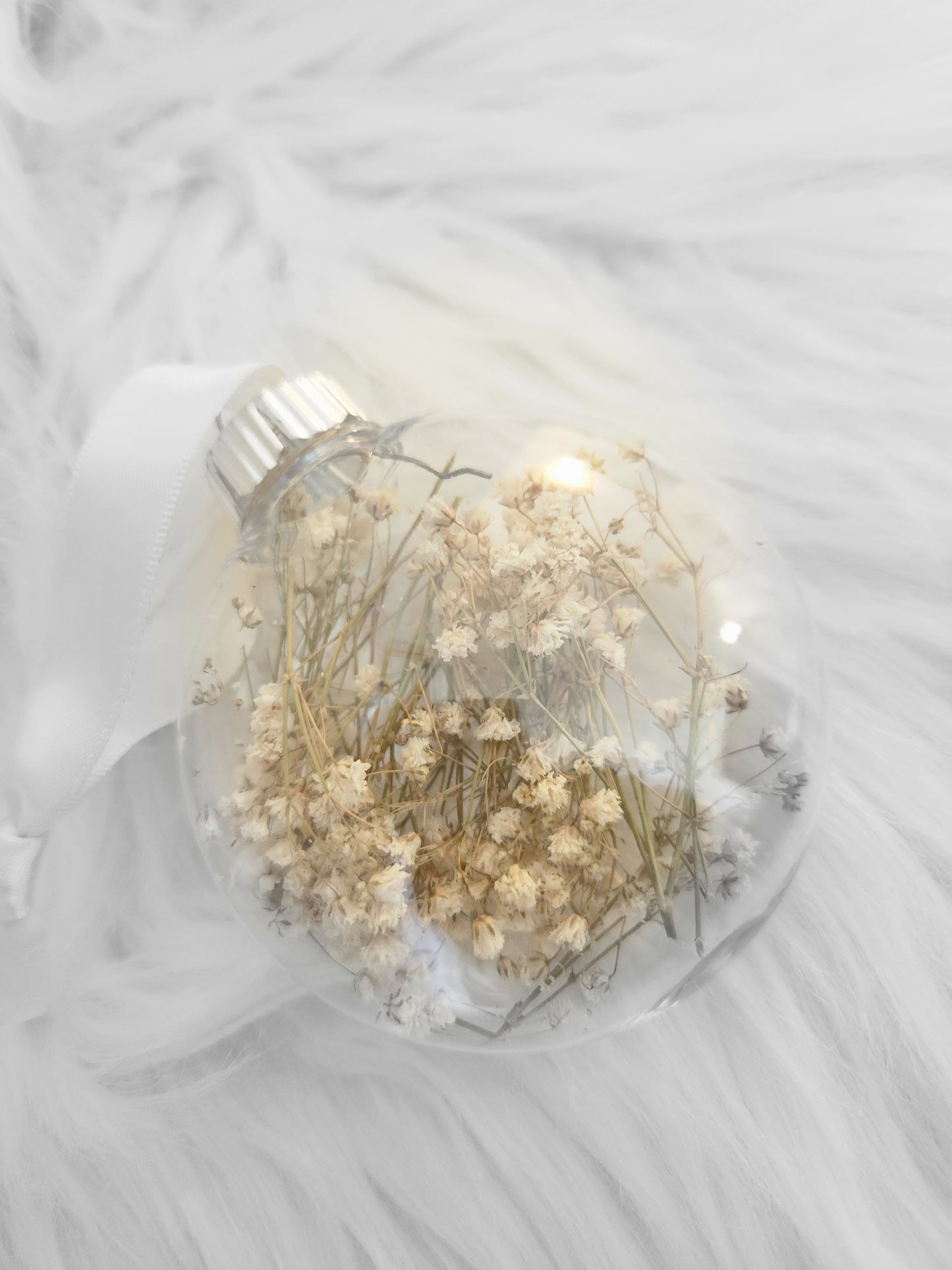 3” Plastic Christmas Ornament Flat Circle - Babies Breath