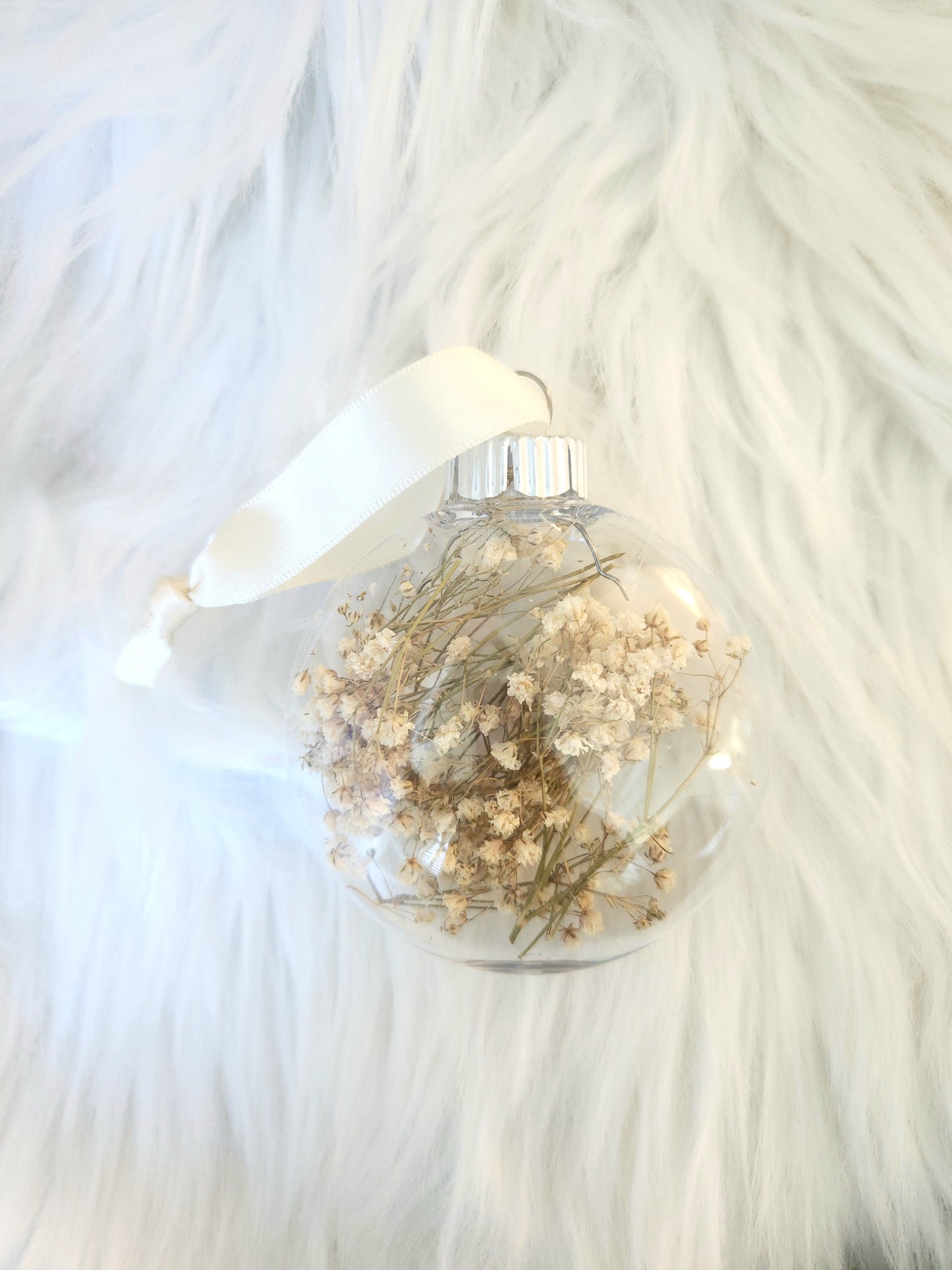 3” Plastic Christmas Ornament Flat Circle - Babies Breath